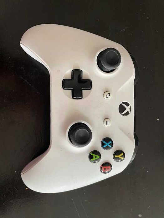 Xbox One S - Excelente Estado e completa