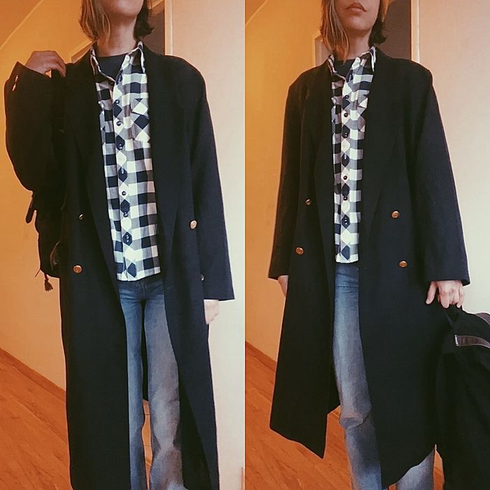 Płaszcz z naturalnej wełny vintage elegancki
