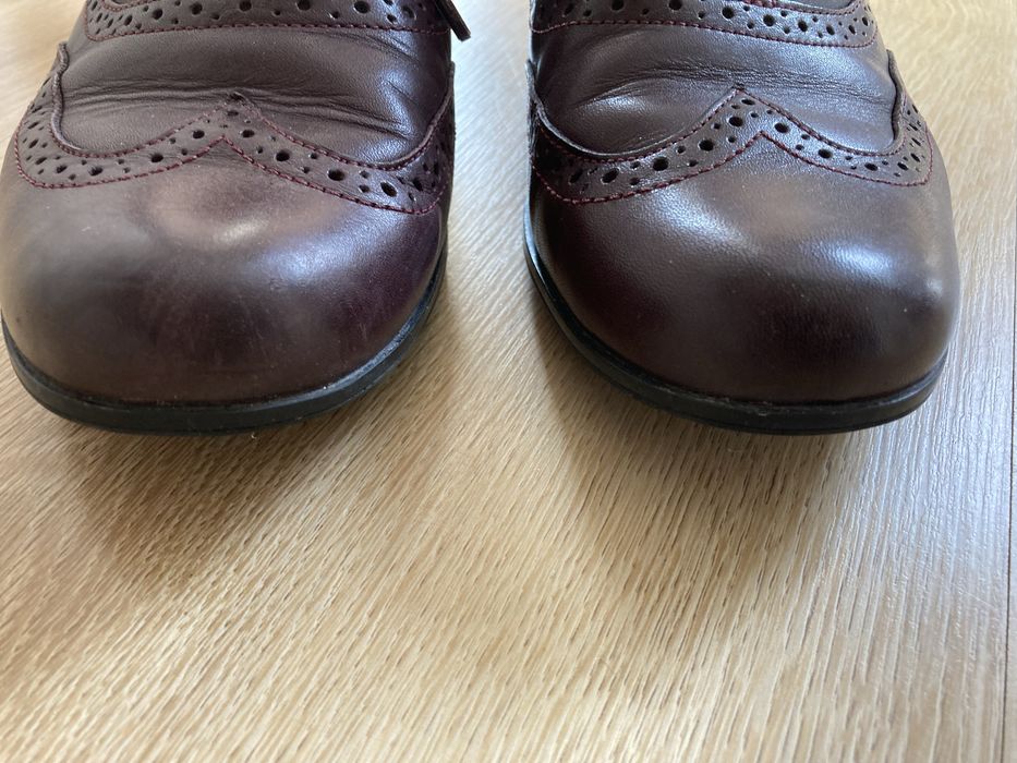 Półbuty Clarks roz. 39