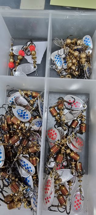 Medalhas pesca  Mepps novas