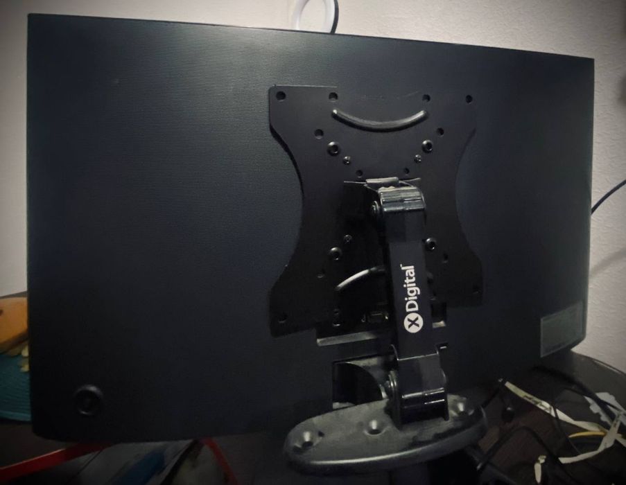 Монітор вигнутий Samsung C27F390FHI