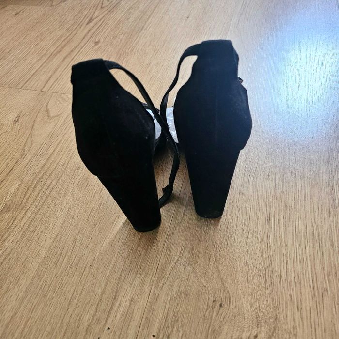 Sapatos Salto Alto Preto ASOS - Novos