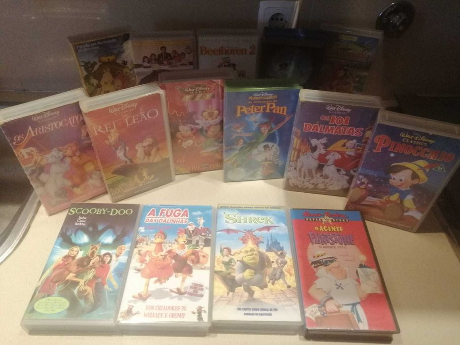 Filmes infantis/família - 15 Cassetes VHS