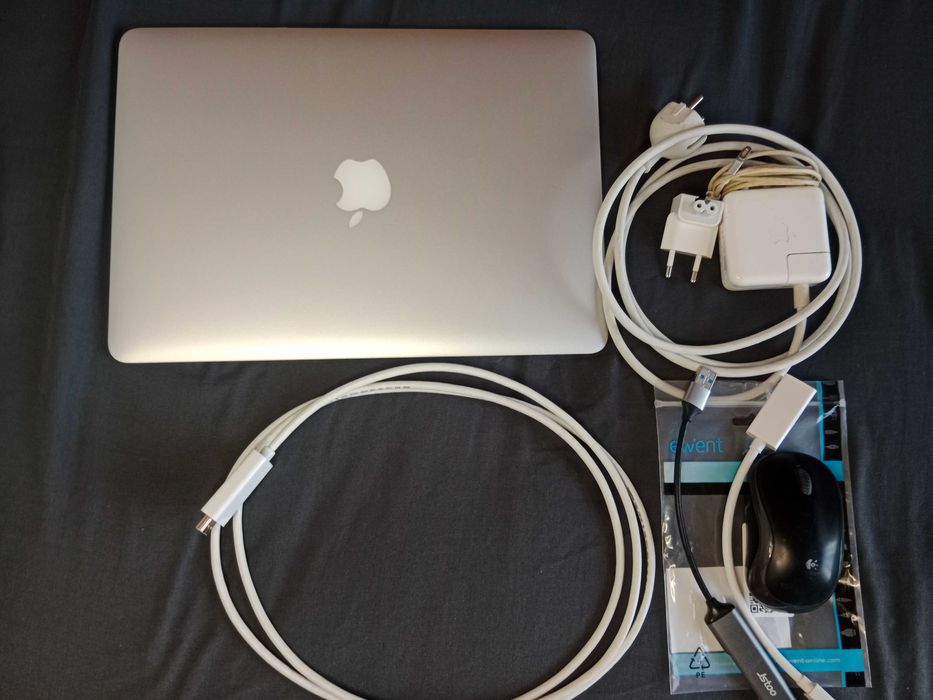 MacBook Air 13" (início de 2015) – em perfeito estado