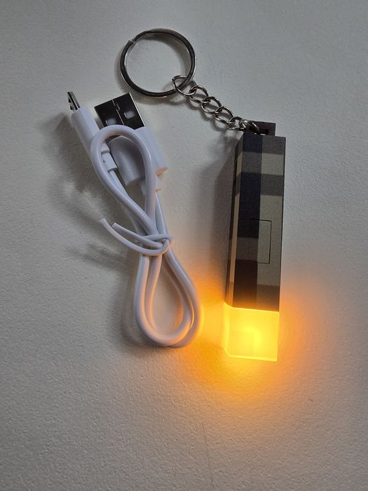 Brelok do kluczy maincraft latarka na USB