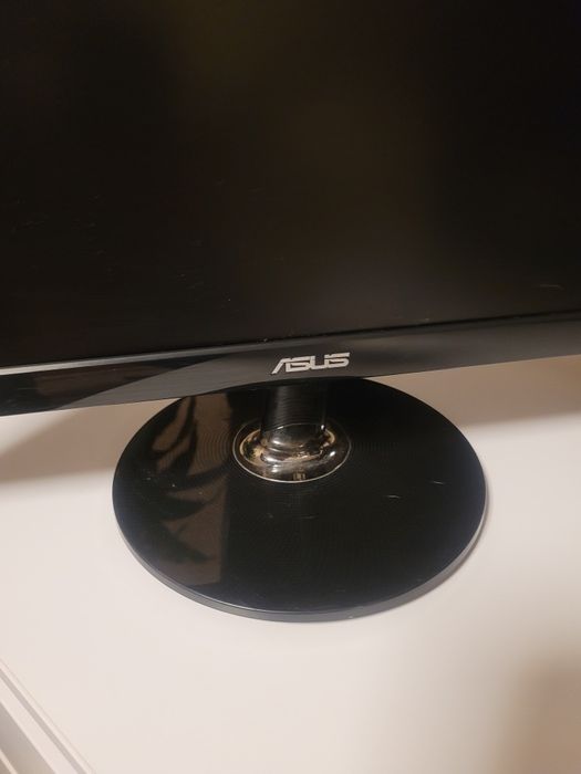 Монитор для компа ASUS
