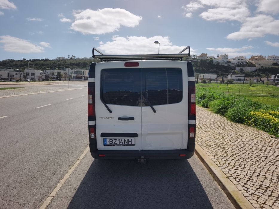 renault trafic L1H1 2016 IVA DEDUTÍVEL