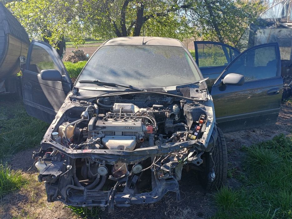 Toyota avensis після дтп на розбор