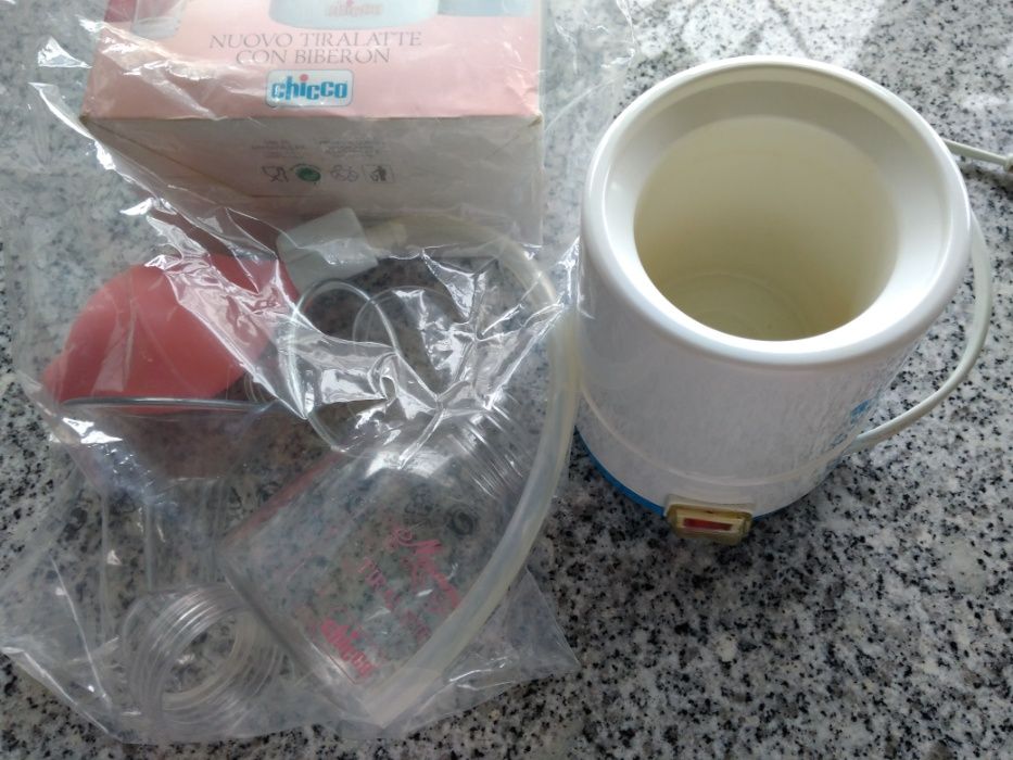 Aquecedor de biberões e bomba de tirar leite