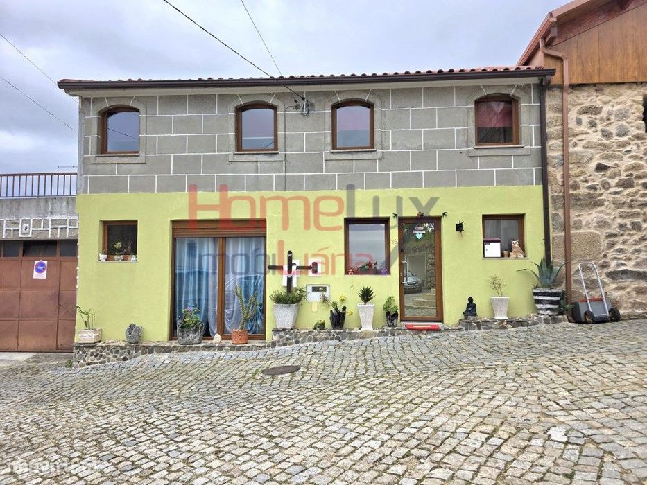 Moradia T4 para venda em Gondomar de Tarouca