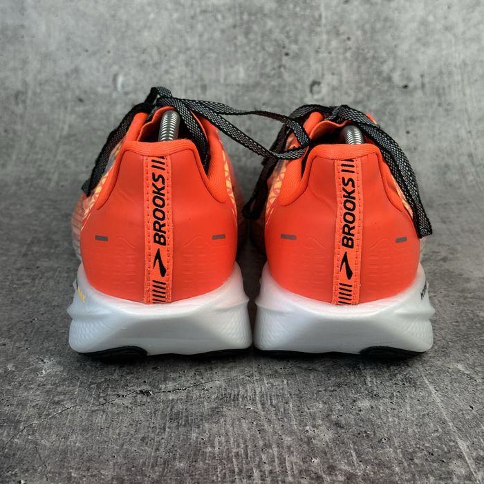 Чоловічі Спортивні Бігові Кросівки  Brooks Hyperion Max