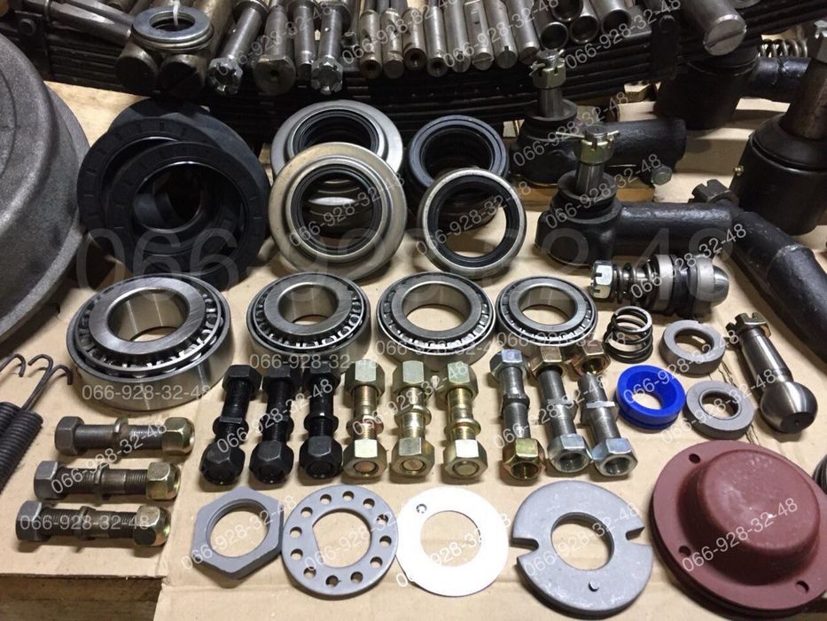 Шпилька ступиці 2ПТС-4/КТУ сальник втулка гайка палець до причепа птс4