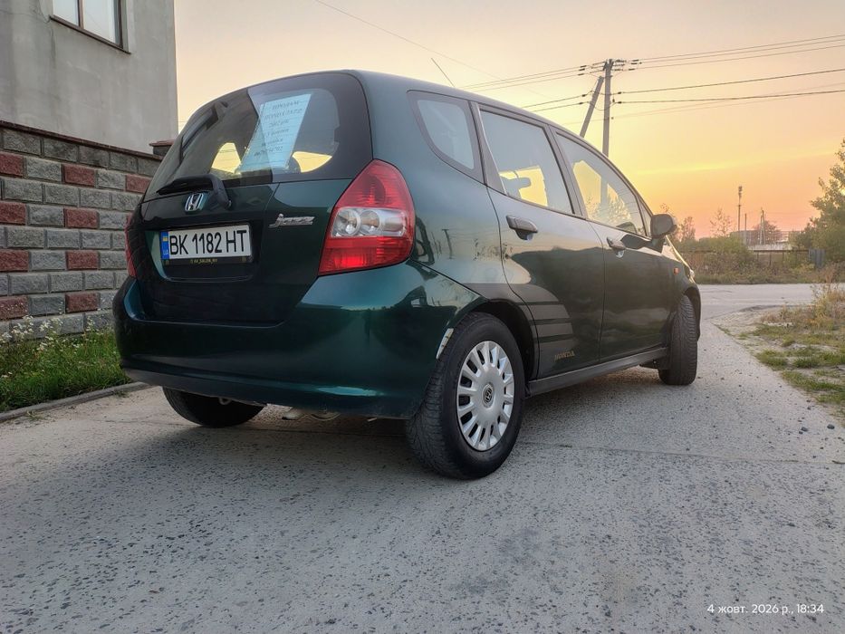 Honda jazz 2002 рік 1.3 механіка