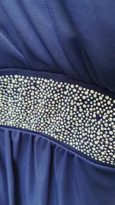 Elegancka sukienka koktajlowa