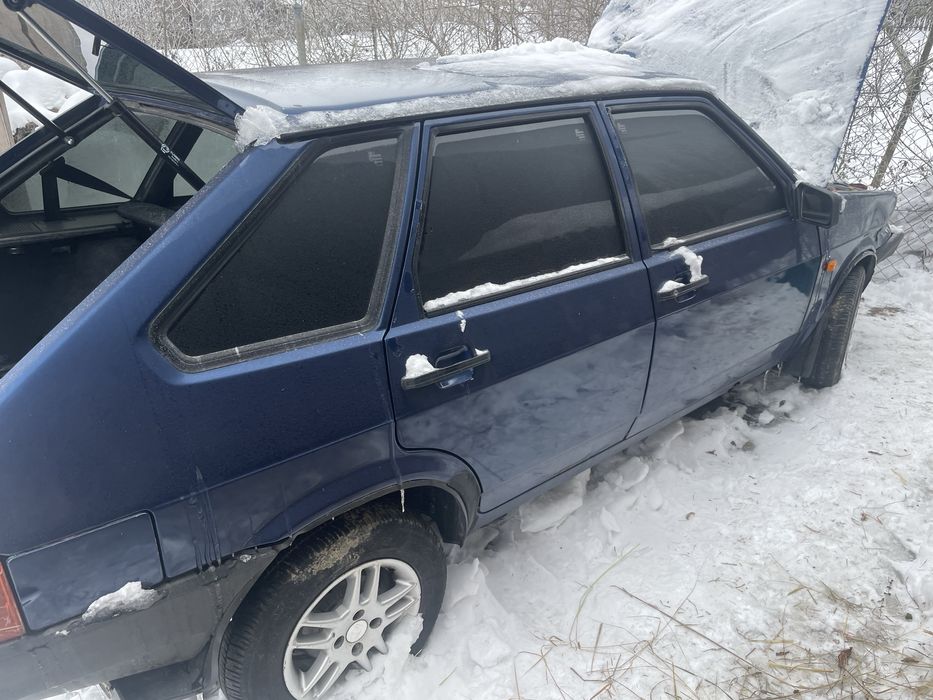 Ваз 2109          .