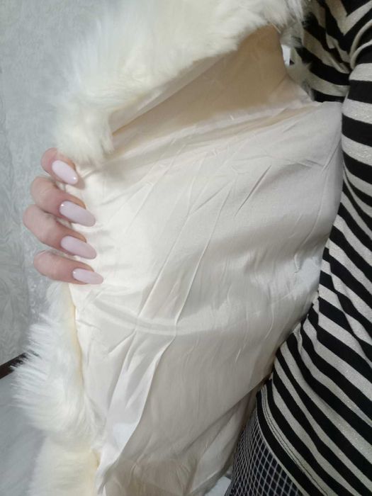 Жилетка зі штучного хутра