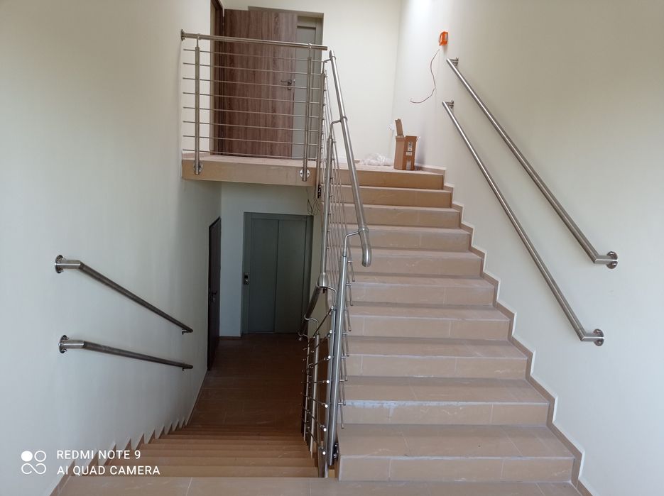 Balustrady ze stali nierdzewnej