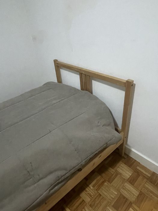 Cana de solteiro com colchão e estrado