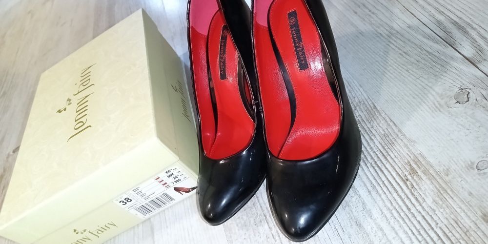 Buty damskie szpilki