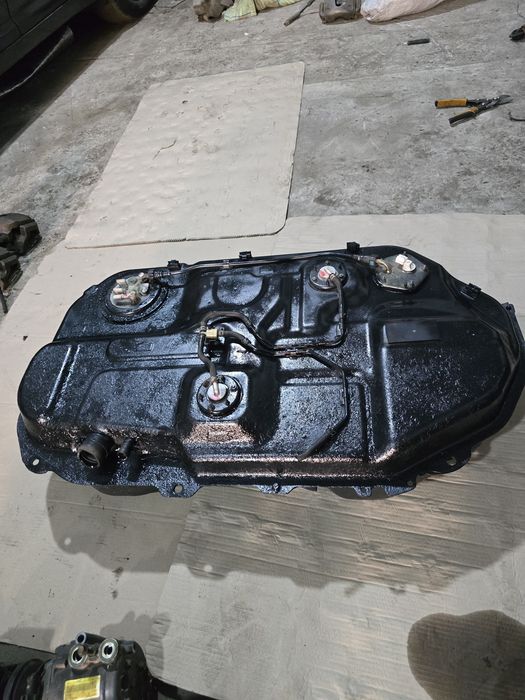 Безобак Mitsubishi Outlander 1 топливный Паливний бак бензин митсубиси аутлендер 2003 2008