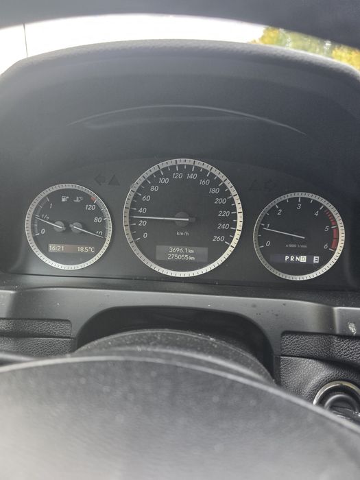 MERCEDES  klasy c w204