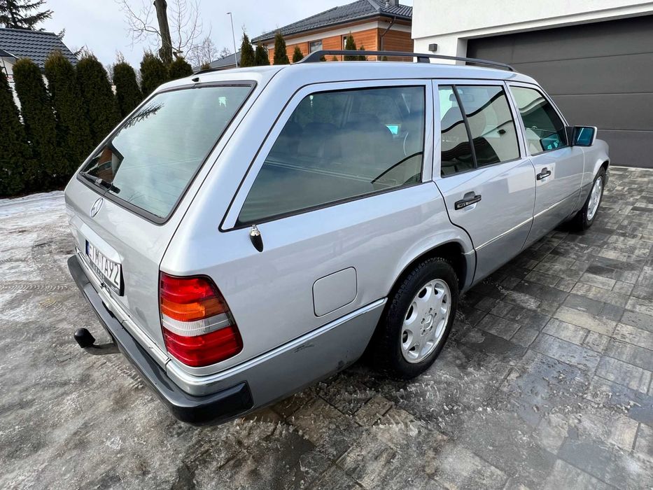 Mercedes-Benz W124 2.8 benzyna 193km