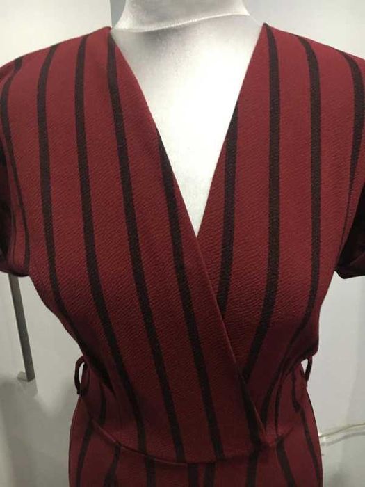 boohoo elegancki kombinezon w paski 36