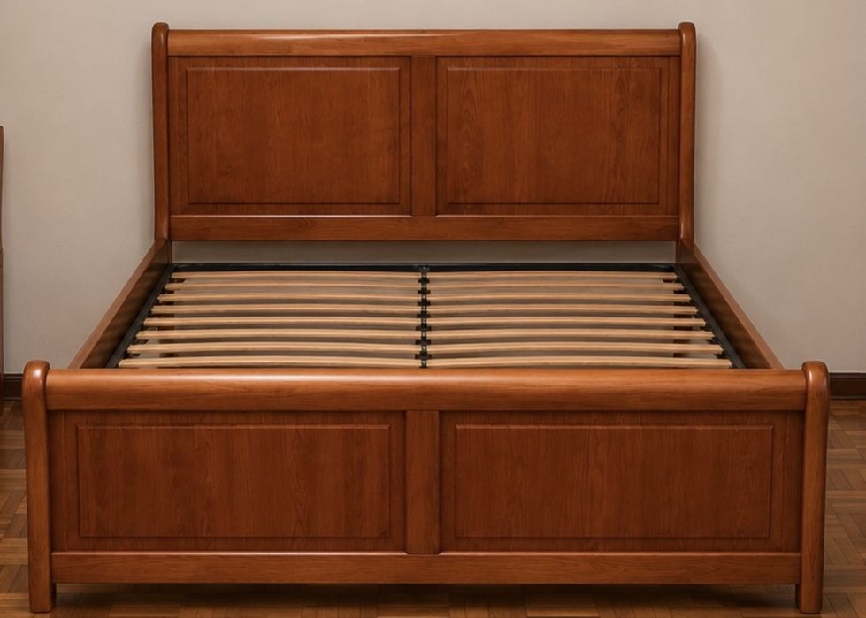 Mobilia de quarto em pinho