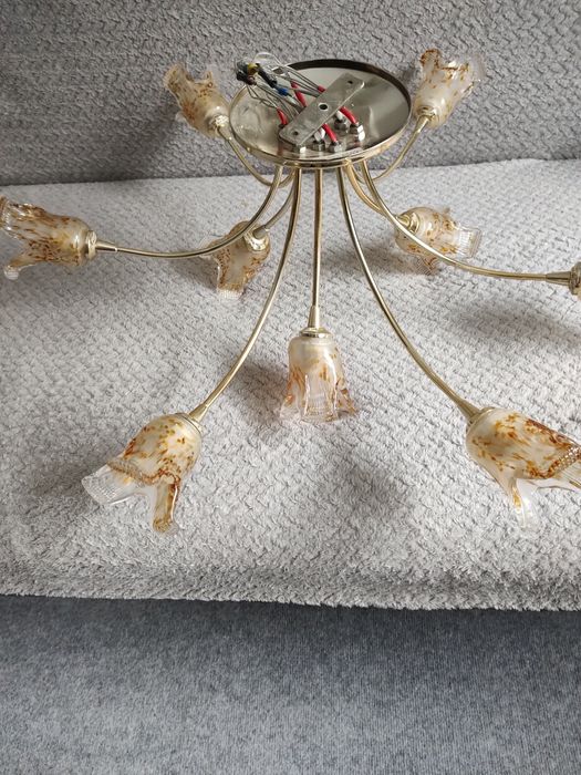 Piękna lampa sufitowa