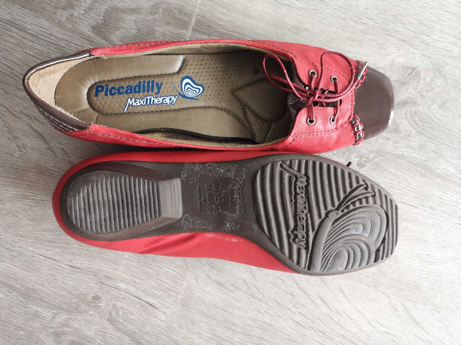 Sabrinas em tons vermelho e castanho, Piccadilly, 35