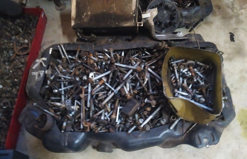 Продам болти спринтер Крафтер от 2006-2016