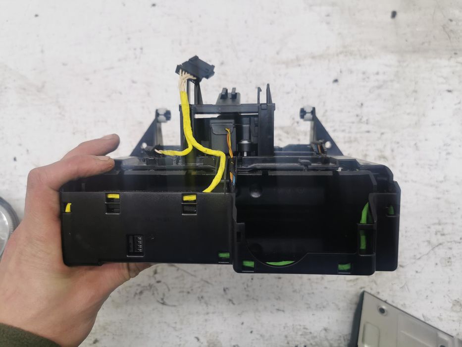 Panel przełącznik awaryjnych mercedes e-klasa w211