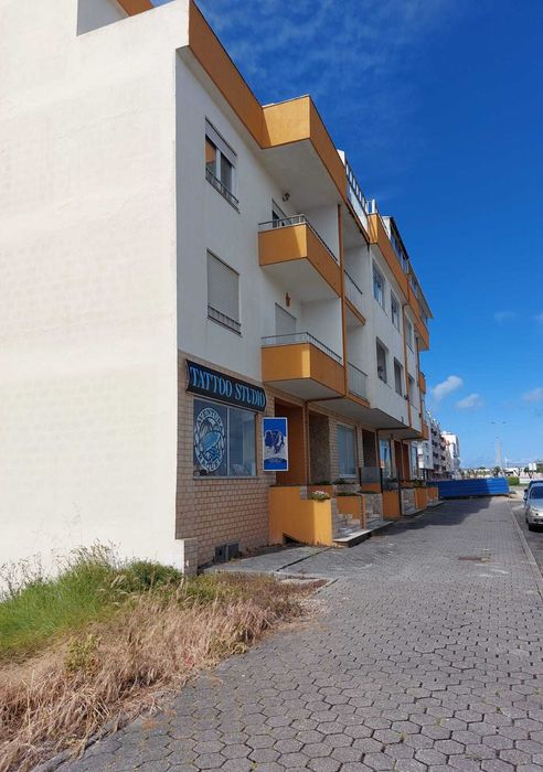 Garagem fechada em predio na Praia da Vagueira