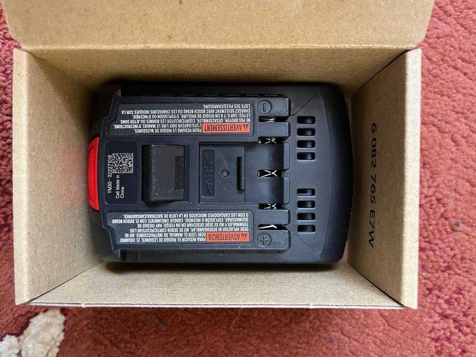 Акумулятор Bosch GBA 18V 1.5 Ah Professional