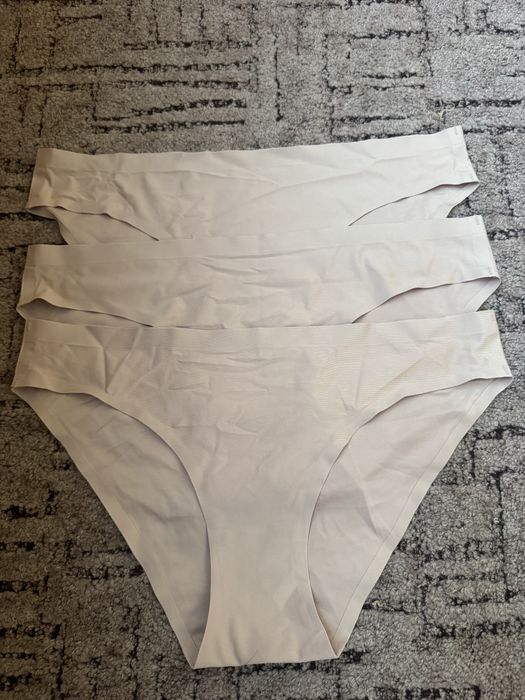 Безшовні трусики L, XL