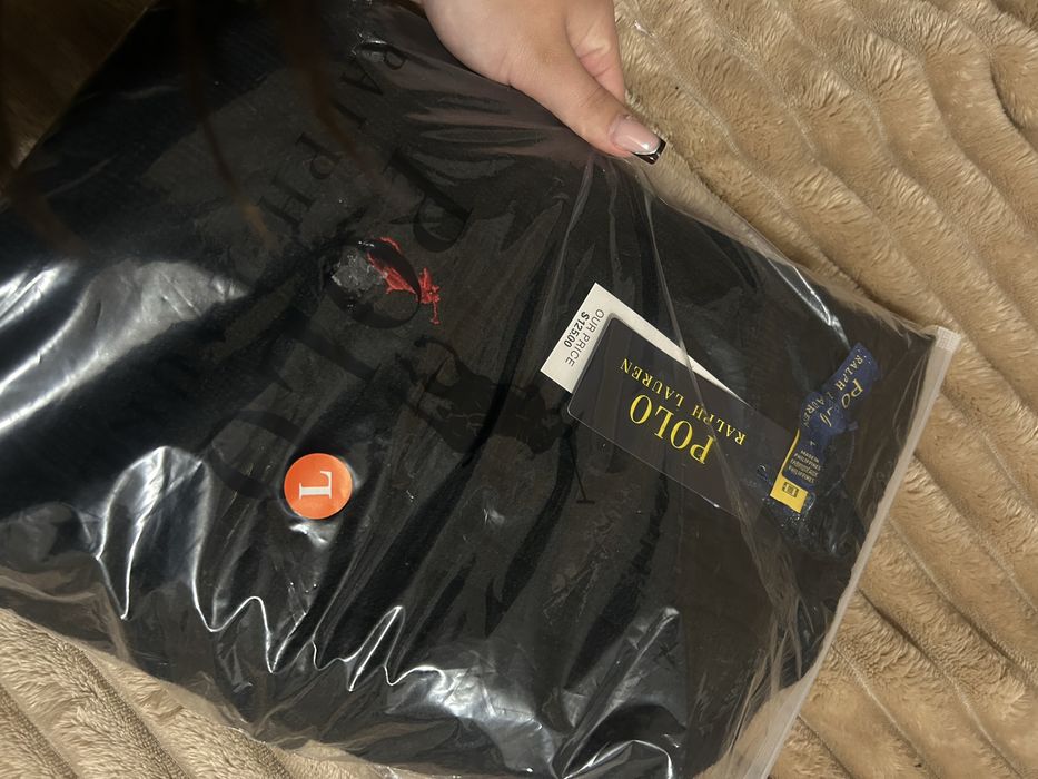 Czarny sweter ralph
