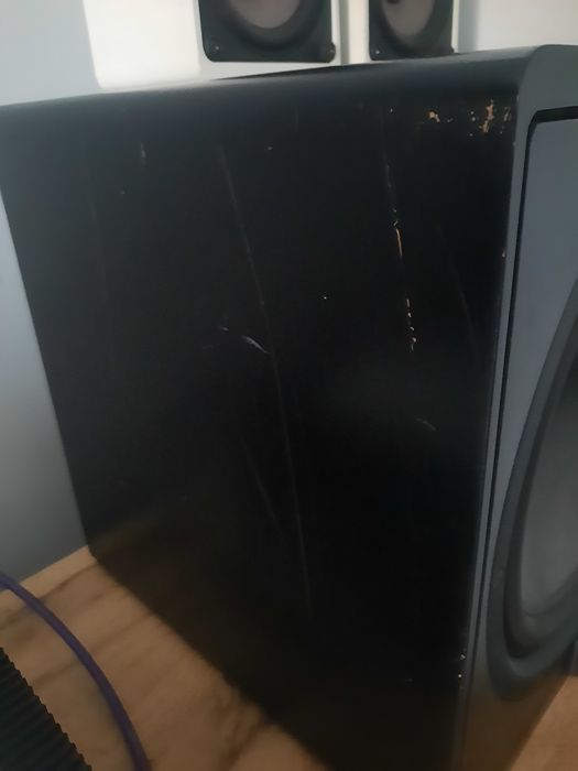 Subwoofer Canton Plus C+satelity.