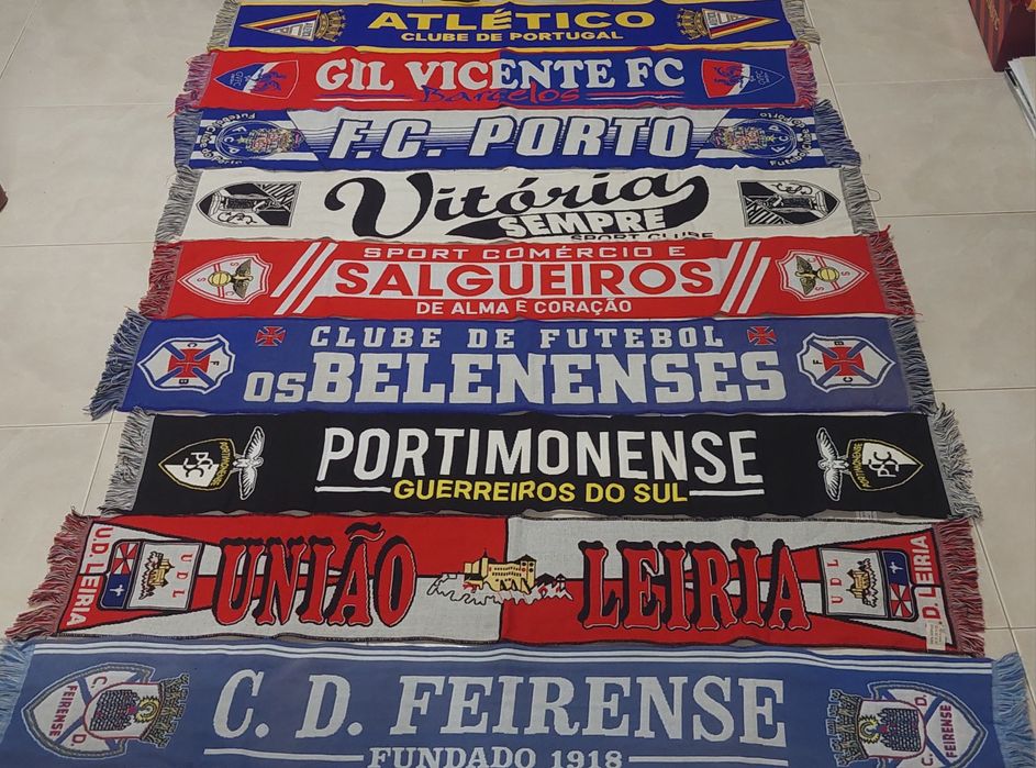 9 echarpes,bufandas de futebol