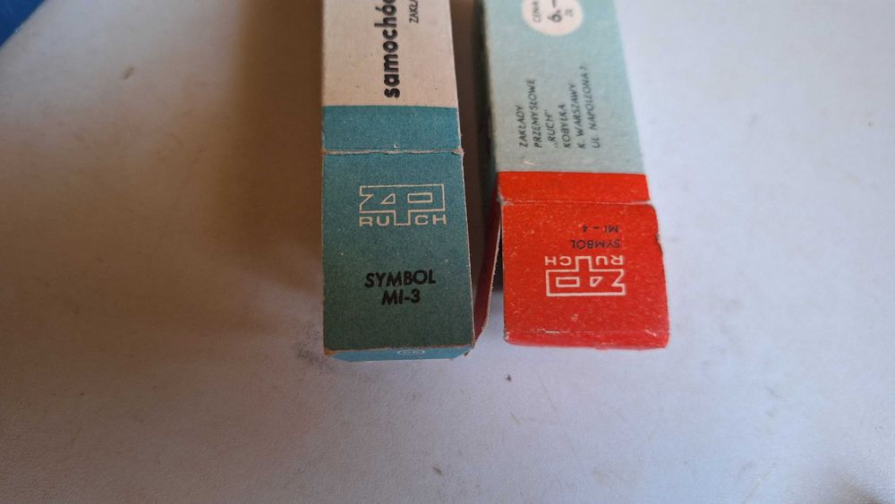 samochód prl - 2 szt - kioskowce - samochodzik