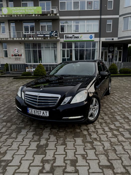Продам своє авто Mersedes E w212