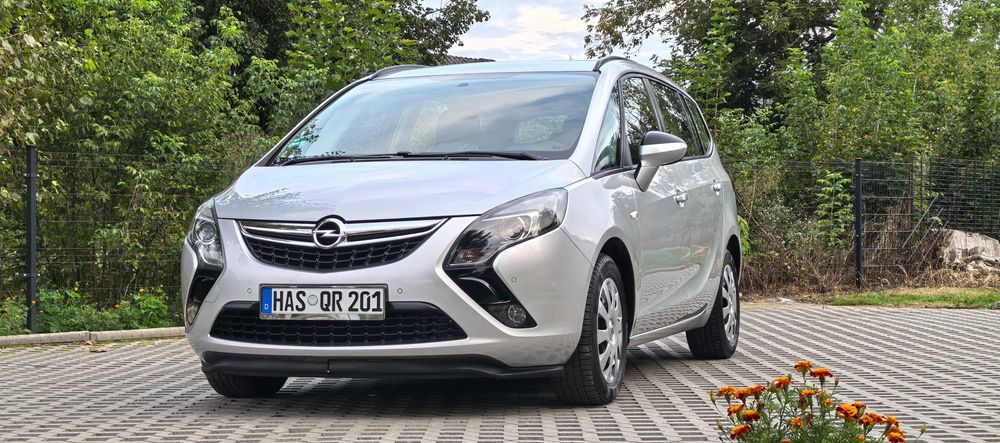Opel Zafira C 1.4 TB 140KM 7-Osobowa Niski Przebieg Nawigacja TUV SERVIS