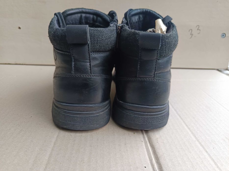 Чоловічі боти 43 розмір, довжина устілки 28см.