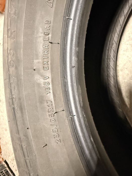 235/65 R 17 Michelin Pilot Sport 4