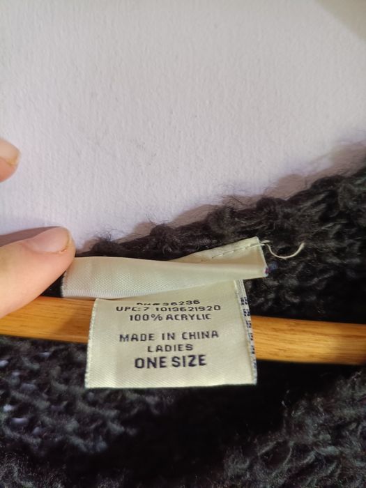 Ponczo czarne marki Faded Glory, one size