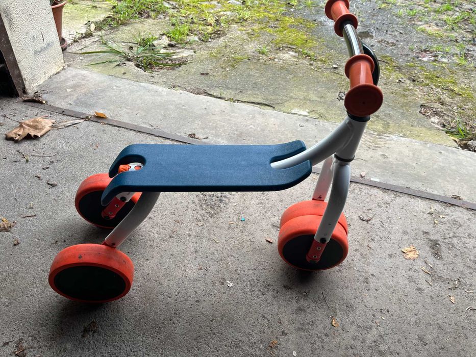 Triciclo sem pedais