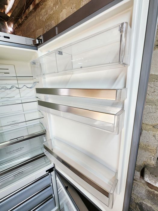 Широкий 70см Холодильник Siemens NoFrost