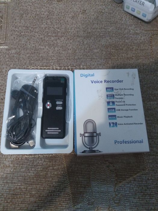 MP3 плеєр , диктофон