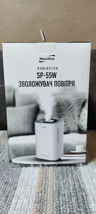 Зволожувач повітря Neoclima.