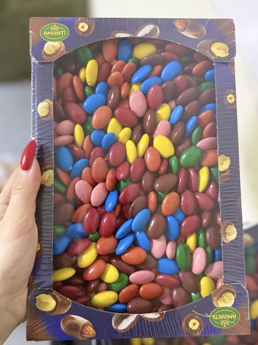 Драже Арахіс в шоколалі.Мигдаль в шоколадіДраже Bon-Bon,Морскі Камінці