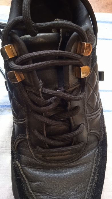 Лоферы ,шкіряні  жіночі кросівки Utergue орігінал р.39